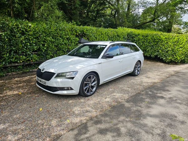 Skoda Superb Estate, Diesel, 2019, White