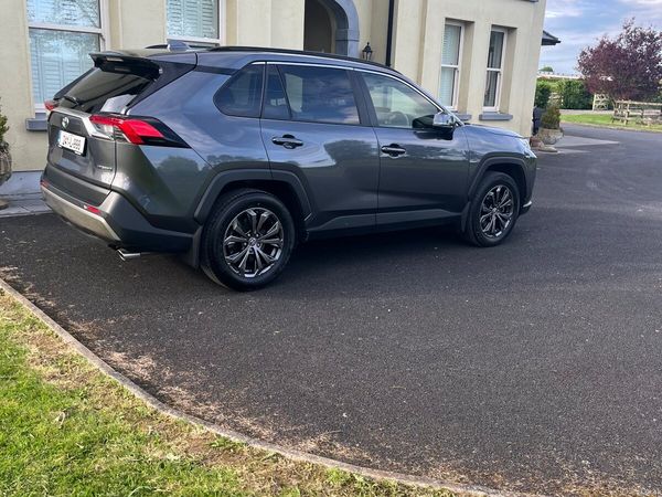 Toyota RAV4 SUV, Petrol Hybrid, 2024, Grey