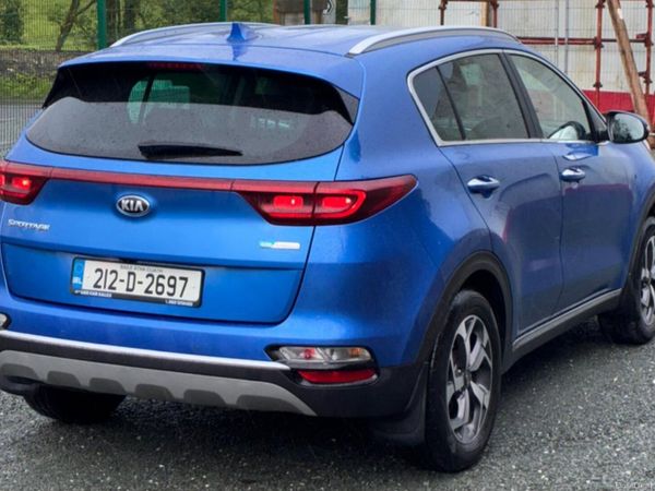 Kia Sportage SUV, Diesel Hybrid, 2021, Blue