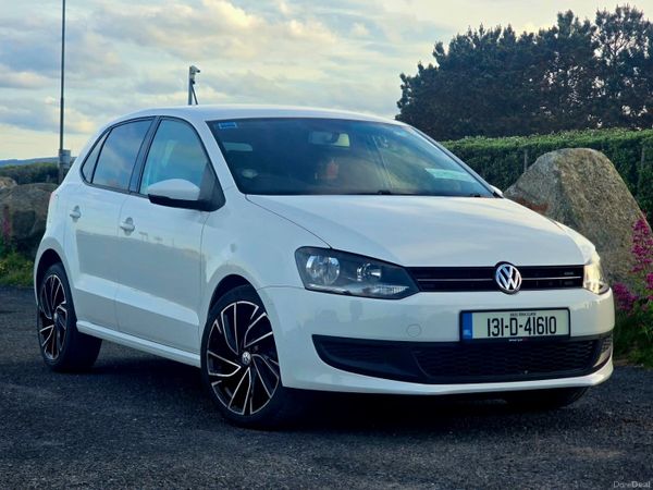 Volkswagen Polo Hatchback, Petrol, 2013, White