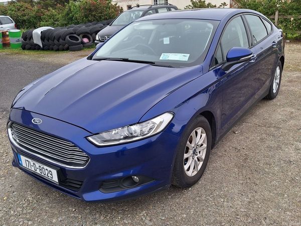 Ford Mondeo Hatchback, Diesel, 2017, Blue