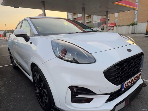 Ford Puma Hatchback, Petrol, 2022, White