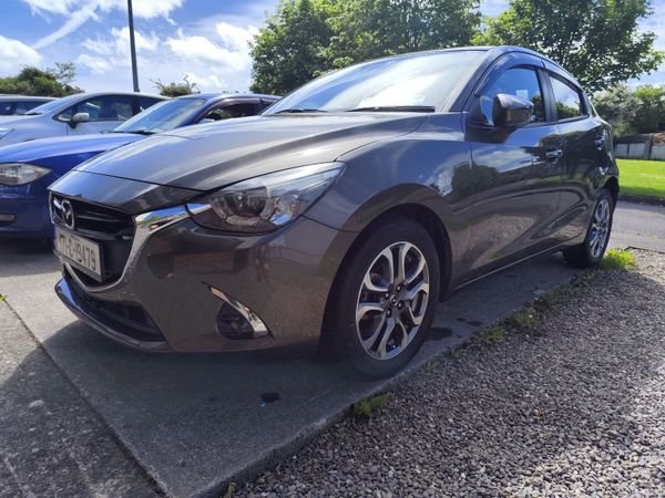 Mazda Demio MPV, Diesel, 2017, Brown