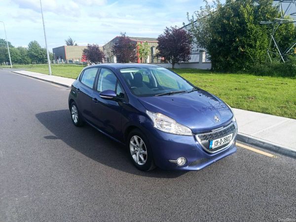 Peugeot 208 Hatchback, Petrol, 2013, Blue