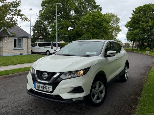 Nissan Qashqai Hatchback, Diesel, 2018, White
