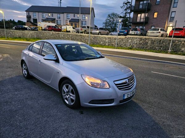 Vauxhall Insignia Hatchback, Diesel, 2012, Silver