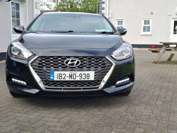 Hyundai i40 Saloon, Diesel, 2018, Black