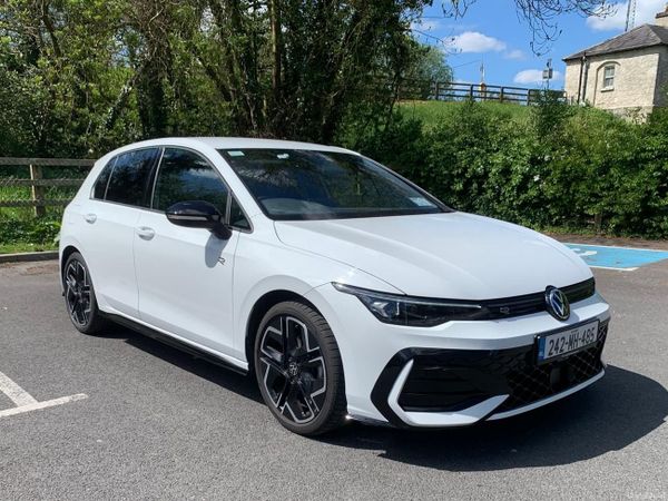 Volkswagen Golf Estate, Petrol, 2024, White
