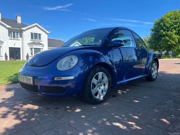 Volkswagen Beetle Hatchback, Petrol, 2007, Blue