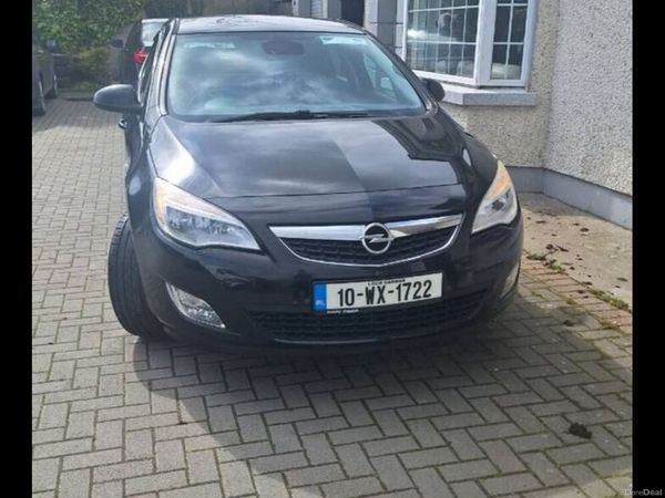 Opel Astra Hatchback, Diesel, 2010, Black