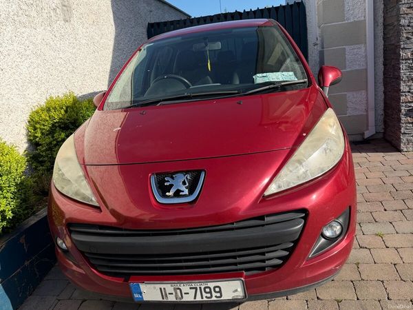 Peugeot 207 Hatchback, Diesel, 2011, Red