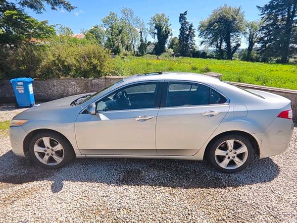 Honda Accord Saloon, Diesel, 2009, Silver