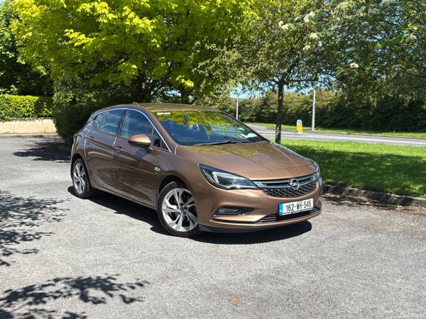 Opel Astra Hatchback, Diesel, 2016, Brown