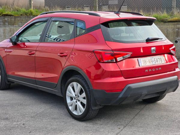 SEAT Arona SUV, Diesel, 2018, Red
