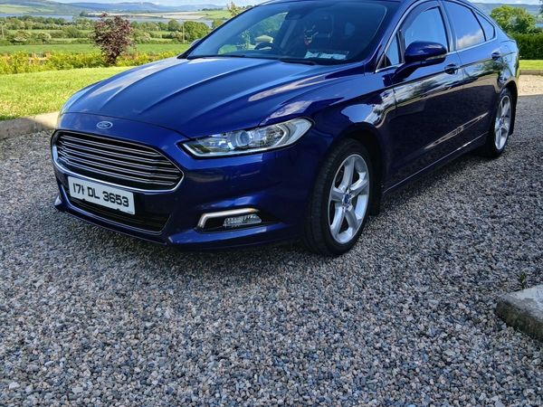 Ford Mondeo Hatchback, Diesel, 2017, Blue