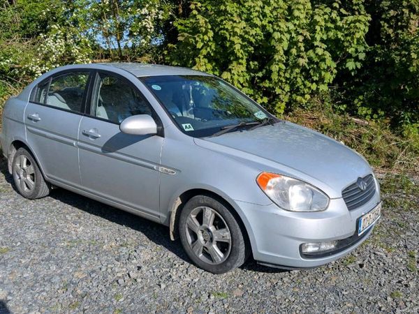 Hyundai Accent Saloon, Petrol, 2007, Silver