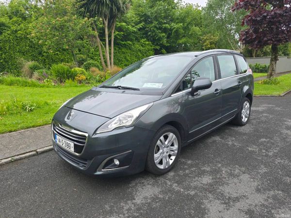 Peugeot 5008 MPV, Diesel, 2014, Grey