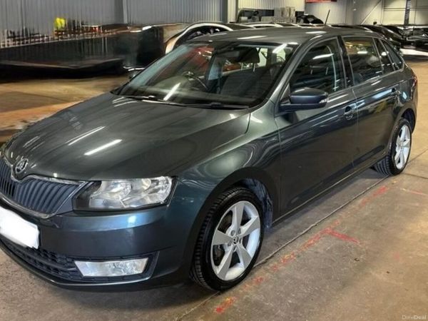 Skoda Rapid Hatchback, Diesel, 2015, Grey