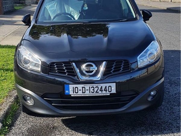 Nissan Qashqai Hatchback, Diesel, 2010, Black