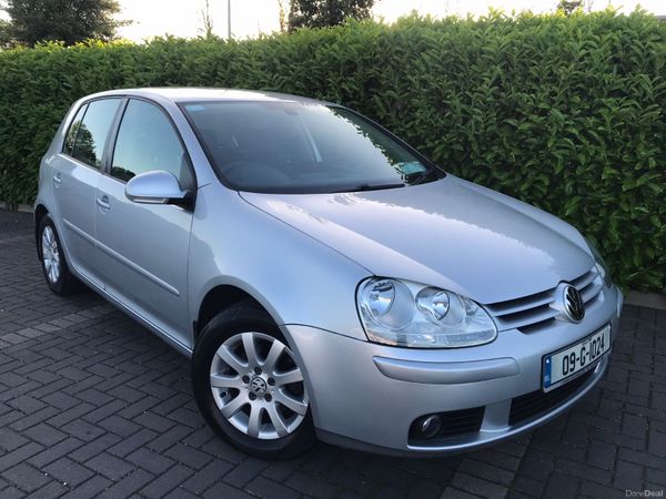 Volkswagen Golf Hatchback, Diesel, 2009, Silver