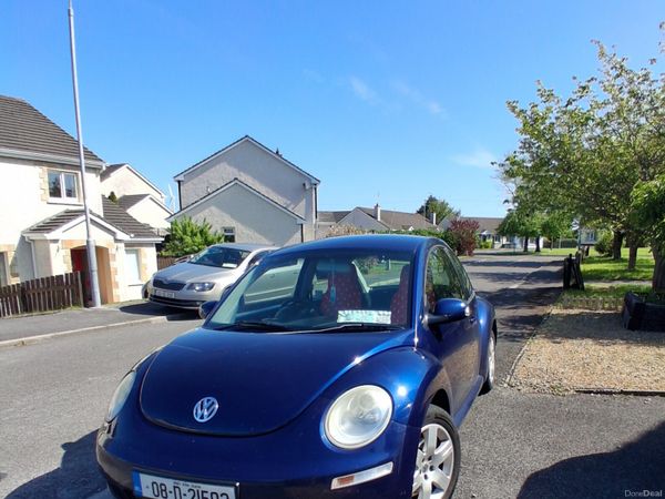Volkswagen Beetle Hatchback, Petrol, 2008, Blue