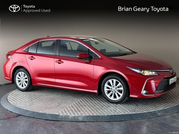 Toyota Corolla Saloon, Petrol Hybrid, 2023, Red