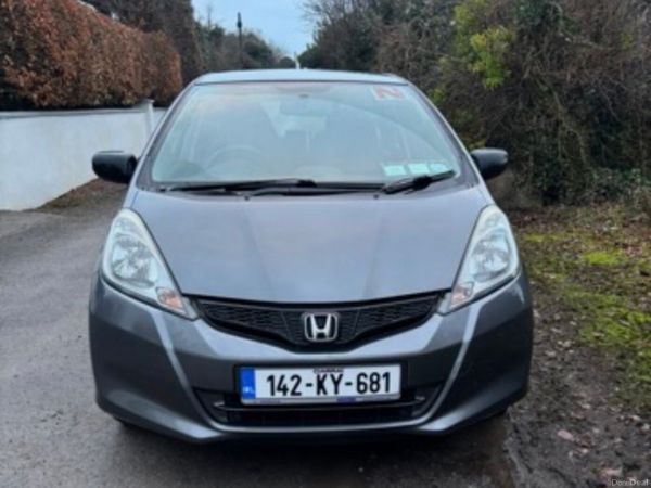 Honda Jazz Hatchback, Petrol, 2014, Grey
