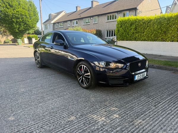 Jaguar XE Saloon, Diesel, 2017, Blue