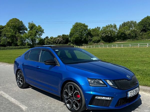 Skoda Octavia Saloon, Diesel, 2017, Blue