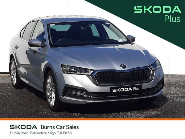 Skoda Octavia Saloon, Petrol, 2023, Silver