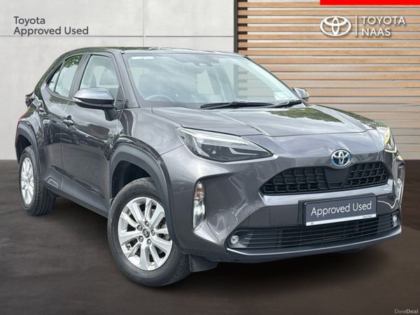 Toyota Yaris Cross Hatchback, Petrol Hybrid, 2023, Grey