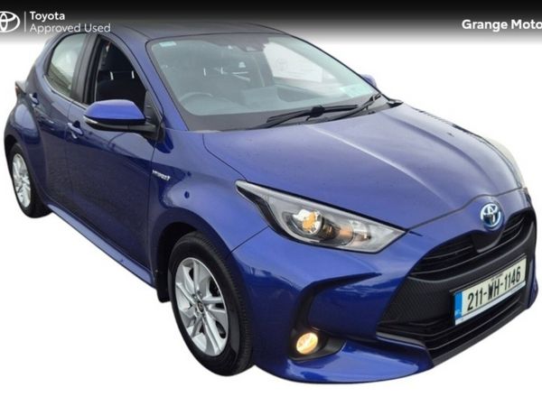 Toyota Yaris Hatchback, Petrol Hybrid, 2021, Blue