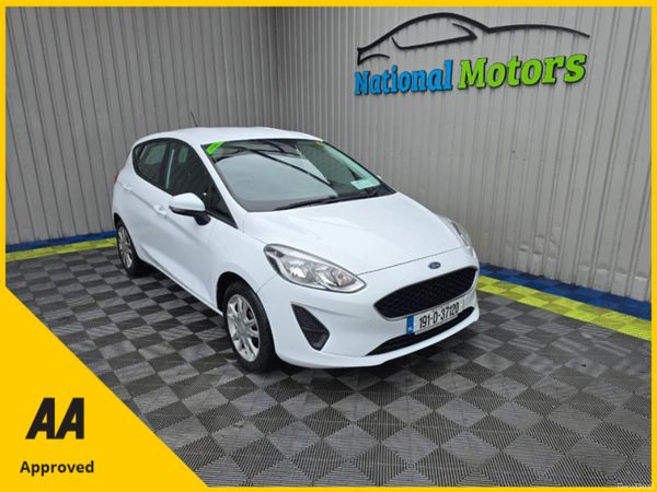 Ford Fiesta Hatchback, Petrol, 2019, White