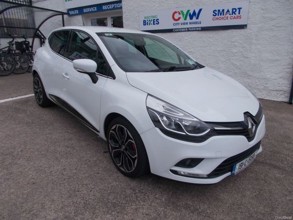 Renault Clio Hatchback, Petrol, 2019, White