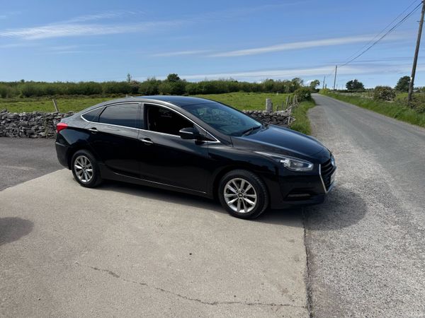 Hyundai i40 Saloon, Diesel, 2016, Black