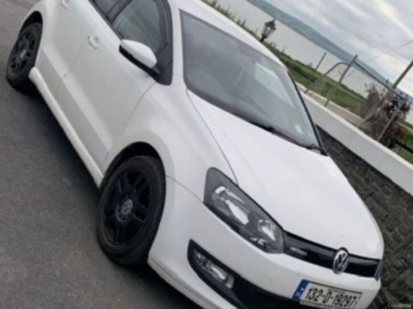 Volkswagen Polo Hatchback, Diesel, 2013, White