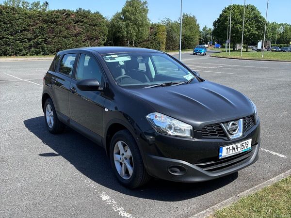 Nissan Qashqai Hatchback, Diesel, 2011, Black
