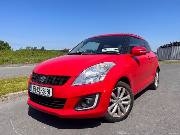 Suzuki Swift Hatchback, Petrol, 2015, Red