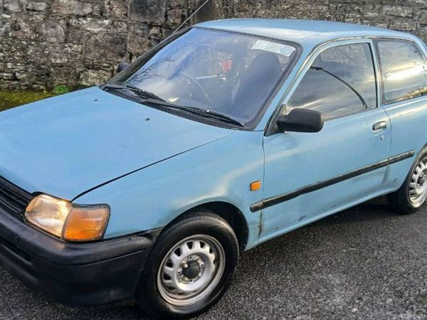 Toyota Starlet Hatchback, Petrol, 1991, Blue