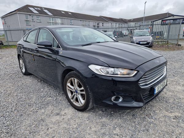 Ford Mondeo Hatchback, Diesel, 2015, Black