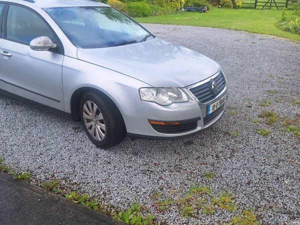 Volkswagen Passat Estate, Diesel, 2010, Silver