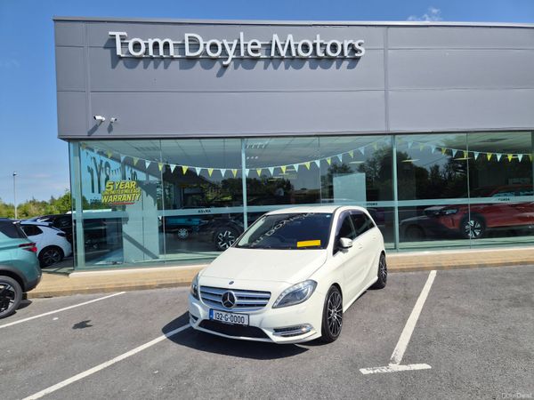 Mercedes-Benz B-Class Hatchback, Petrol, 2013, White