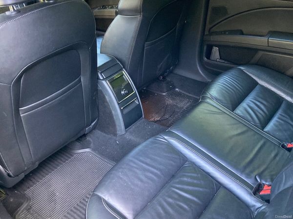 Skoda Superb Hatchback, Diesel, 2009, Grey