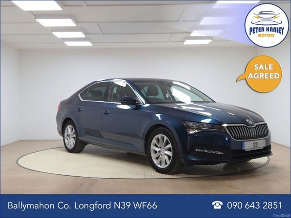 Skoda Superb Hatchback, Diesel, 2022, Blue