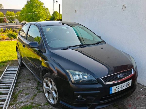 Ford Focus Hatchback, Petrol, 2006, Black