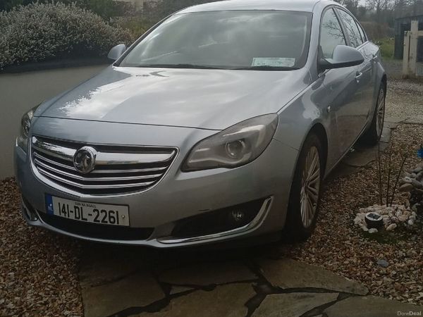 Vauxhall Insignia Hatchback, Diesel, 2014, Silver