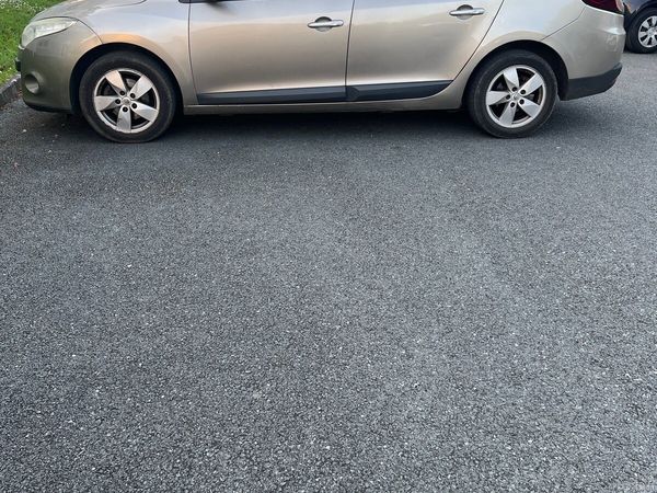 Renault Megane Estate, Diesel, 2010, Gold