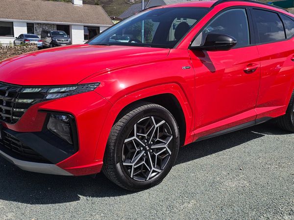 Hyundai Tucson SUV, Petrol Hybrid, 2023, Red