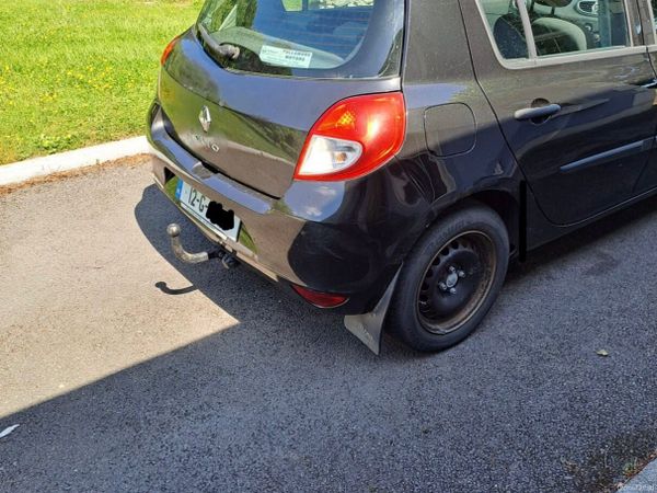 Renault Clio Hatchback, Ethanol Petrol, 2012, Black