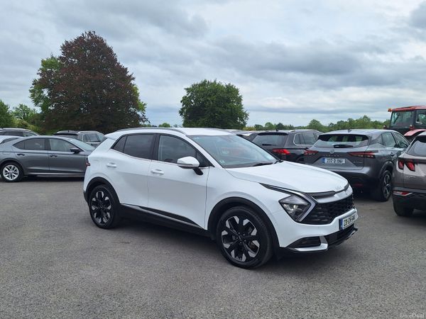 Kia Sportage SUV, Petrol Plug-in Hybrid, 2023, White